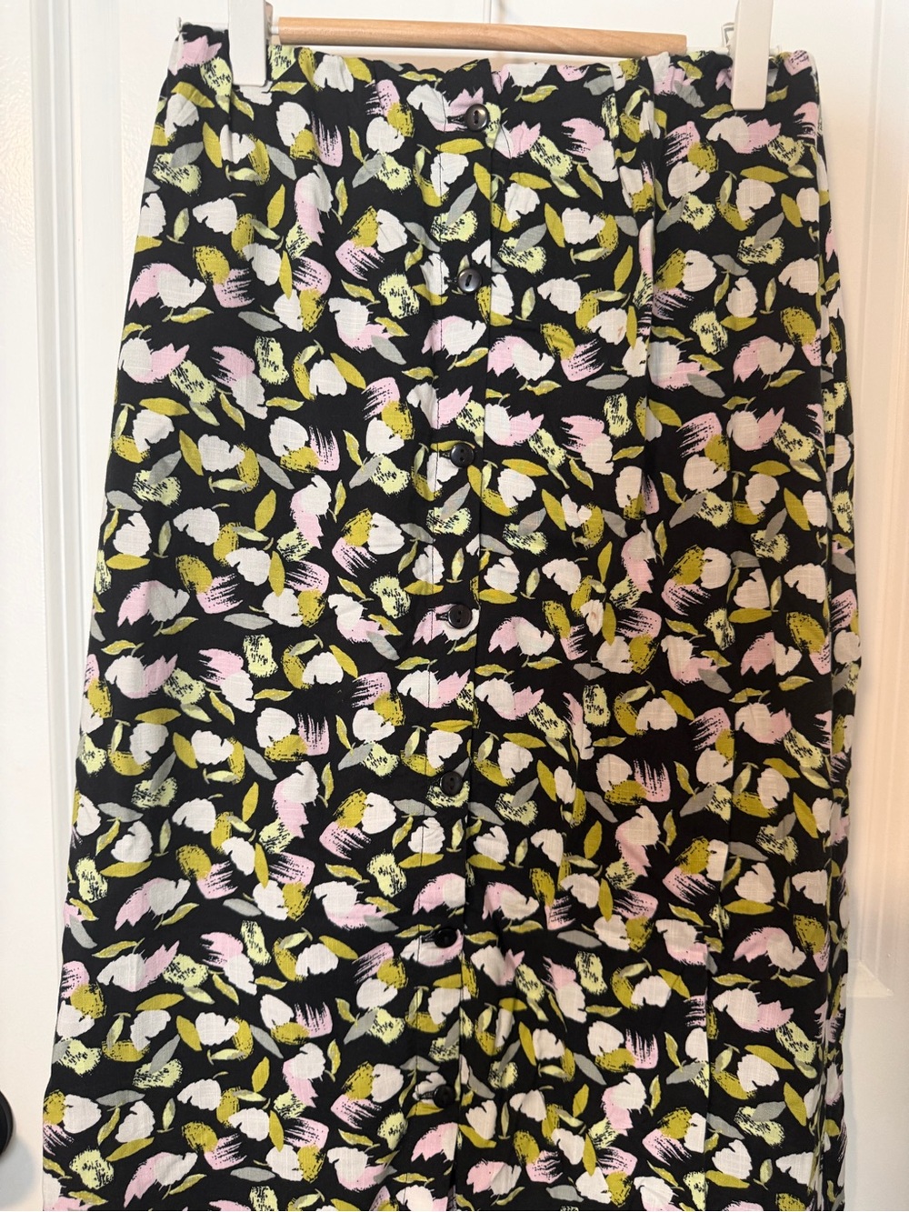 Dip Printed Midi Skirt - Black with Pink & Green woman’s xs skirt button accent - Picture 2 of 6